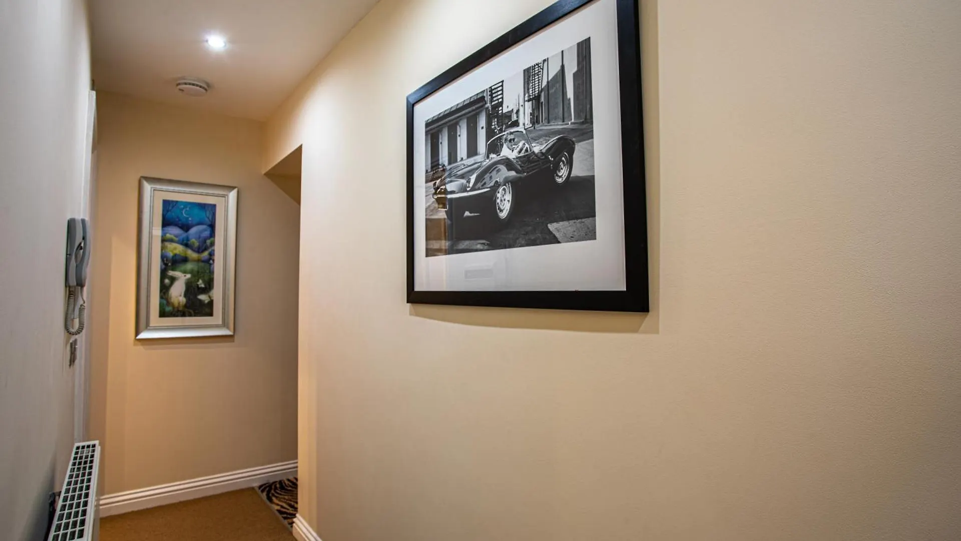 Countryside Fully Furnished Apartment In Halifax Storbritannien